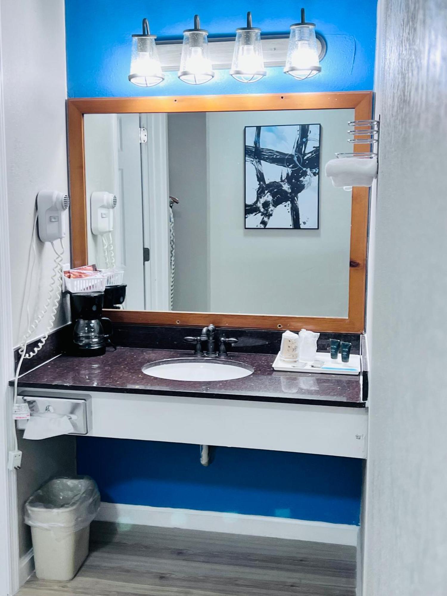 Budgetel Inn & Suites Dillard Dış mekan fotoğraf