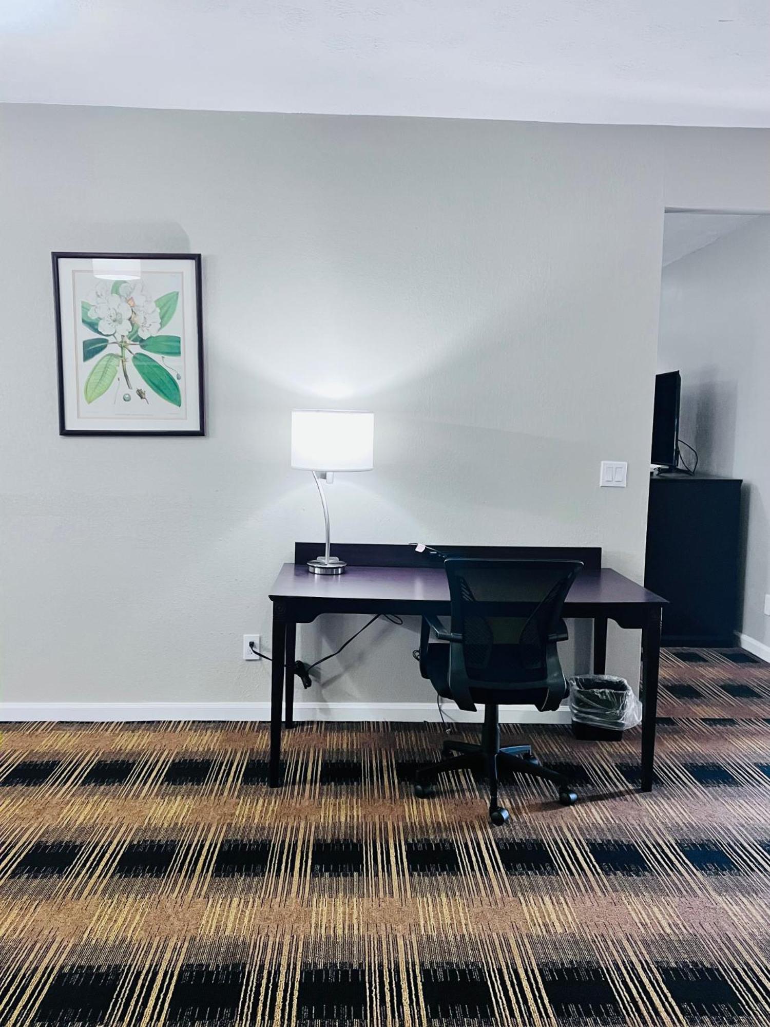 Budgetel Inn & Suites Dillard Dış mekan fotoğraf
